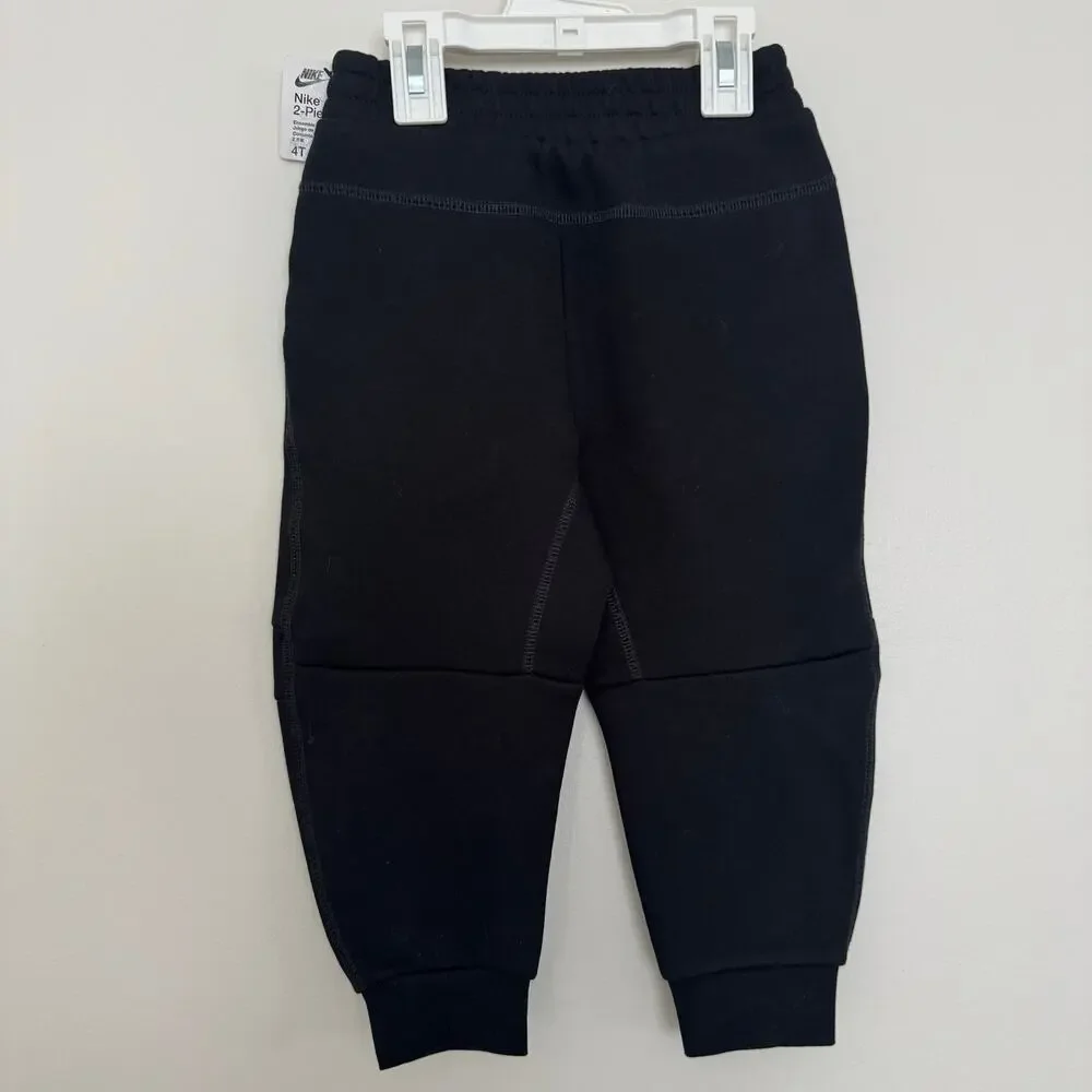 Nike Tech Fleece Joggers in Black